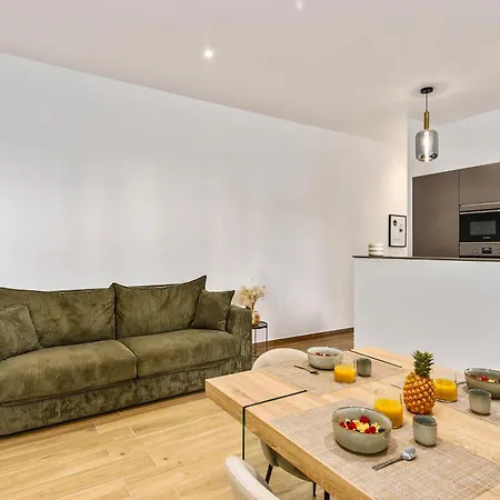 Loggias - Somptueux 4 Pieces - Parking - Terrasse - Апартаменти