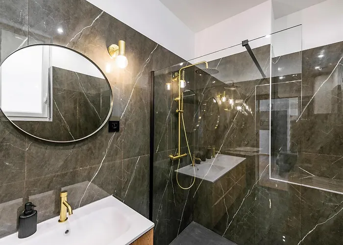 Loggias - Somptueux 4 Pieces - Parking - Terrasse - * Μεντόν