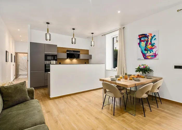 Loggias - Somptueux 4 Pieces - Parking - Terrasse - * Μεντόν